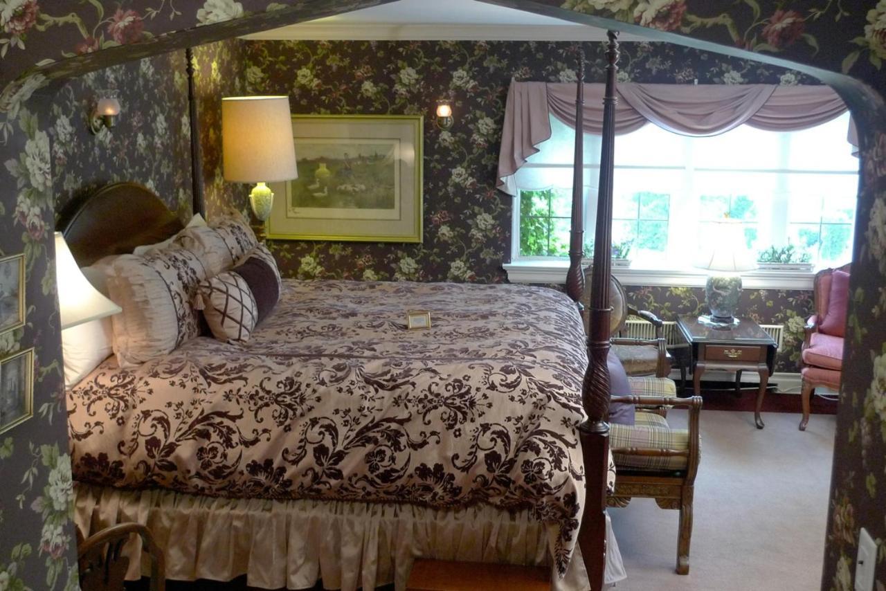 The English Inn Eaton Rapids Ngoại thất bức ảnh